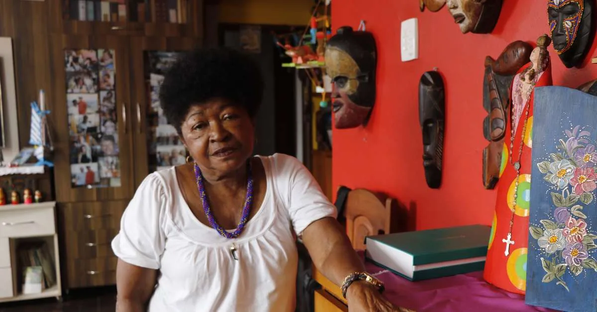 Alepa debate homenagem à trajetória de Zélia Amador de Deus
