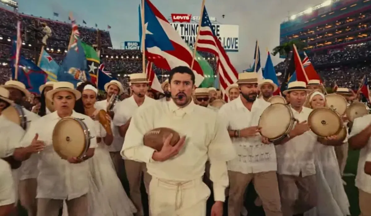 Bad Bunny conquista sete Emmys com show do Super Bowl LX