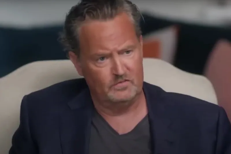 Netflix anuncia série documental sobre a vida de Matthew Perry