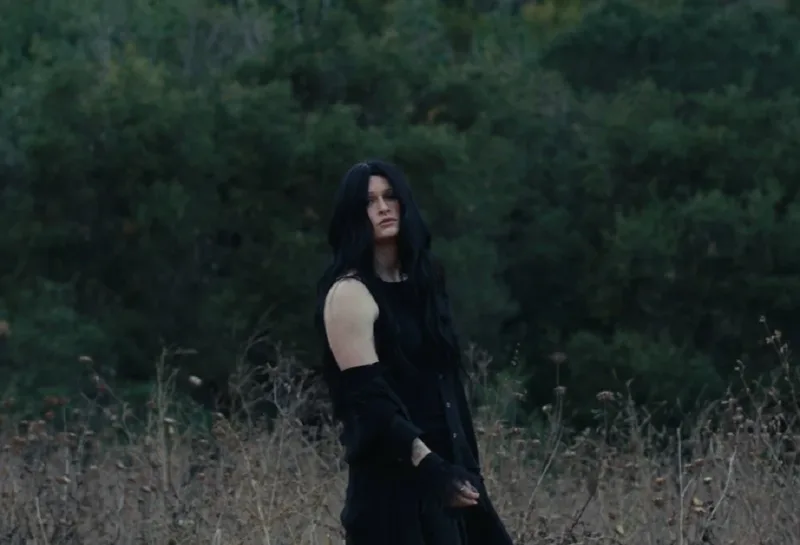 Spiritbox prepara nova fase com o single “Mourning”