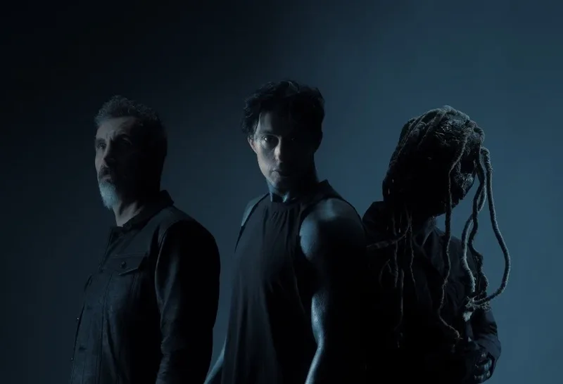 “Joseph” reúne vozes de System Of A Down e Slipknot em faixa do Falling in Reverse