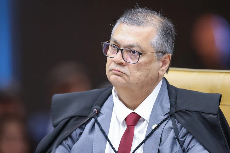 Dino diz que decisão de Mendonça atropelou análise do plenário do STF