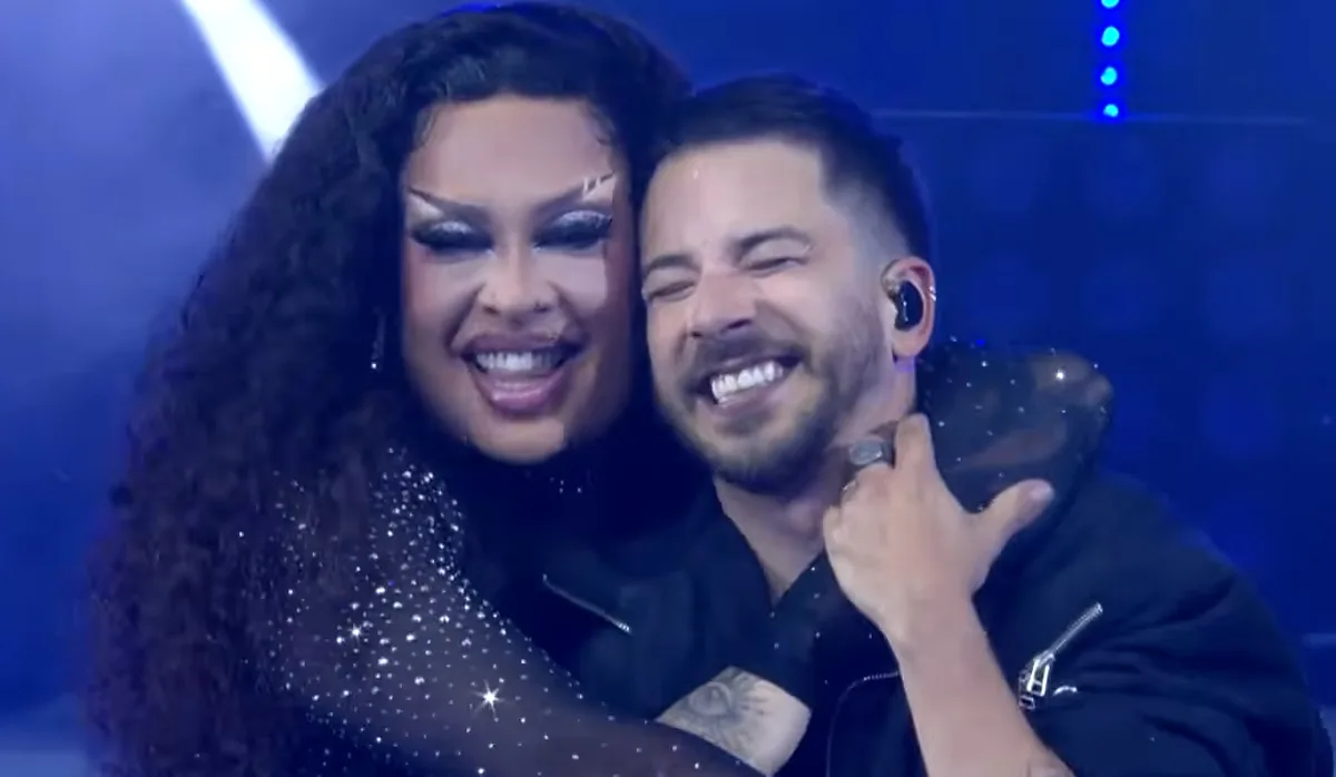 Junior e Gloria Groove cantam “fome” juntos pela primeira vez na TV