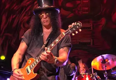 Slash já revelou por que não gostava de cinco bandas e projetos